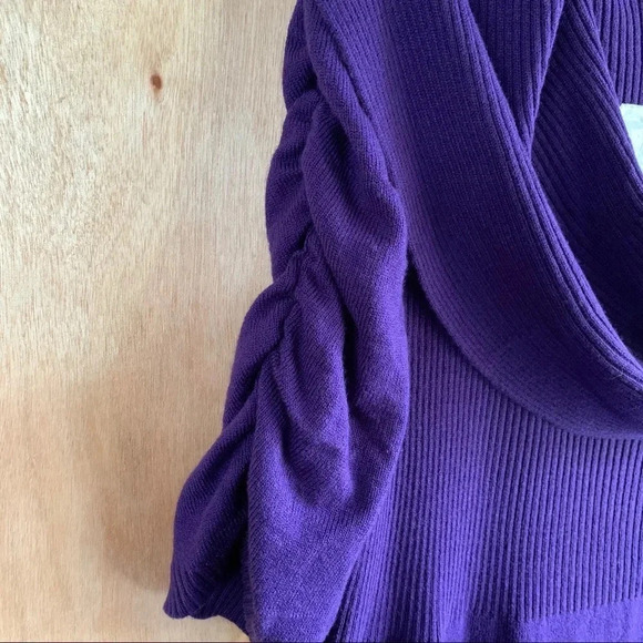 **NEW Jaclyn Smith Cowl Sweater Dress - Picture 4 of 9